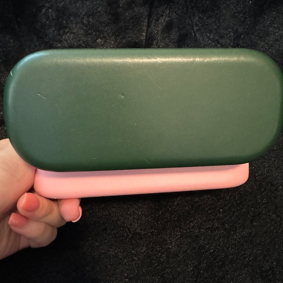 Kate Spade case - Picture 2 of 3